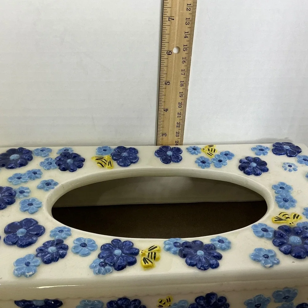 Blue White Floral Bee Ceramic Tissue Box Cover‎ Cottagecore Bathroom Decor